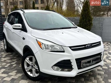 Авто Ford Escape 2015 № 8518202