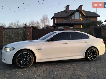 Авто BMW 5 Series 2015 № 8518390