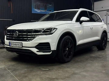 Авто Volkswagen Touareg 2019 № 8518534