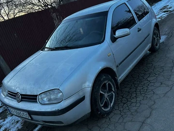 Авто Volkswagen Golf 1999 № 8518597