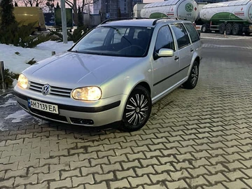Авто Volkswagen Golf 2005 № 8518608