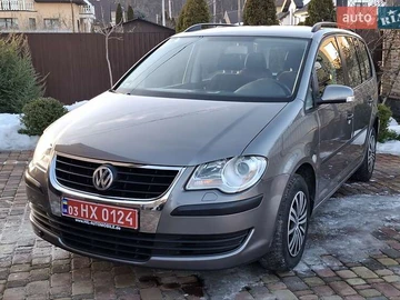 Авто Volkswagen Touran 2007 № 8518751