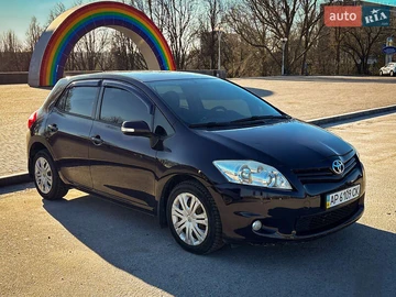 Авто Toyota Auris 2010 № 8518809