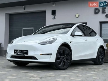 Авто Tesla Model Y 2024 № 8518875