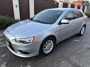 Авто Mitsubishi Lancer 2010 № 8519202
