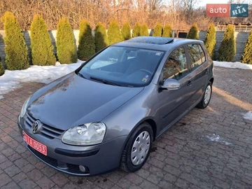Авто Volkswagen Golf 2004 № 8519412