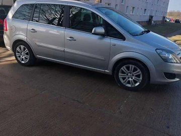 Авто Opel Zafira 2013 № 8519490