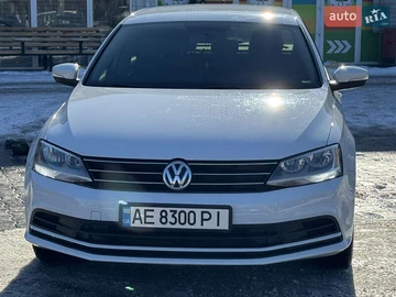 Авто Volkswagen Jetta 2015 № 8519500
