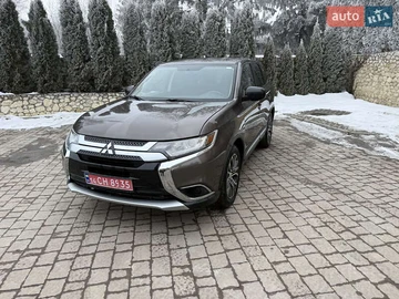 Авто Mitsubishi Outlander 2017 № 8519787
