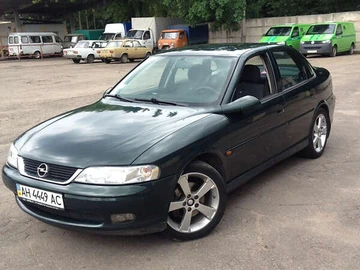Авто Opel Vectra 2000 № 8520004