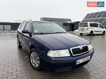Авто Skoda Octavia 2002 № 8520005