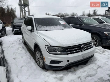 Авто Volkswagen Tiguan 2018 № 8520199