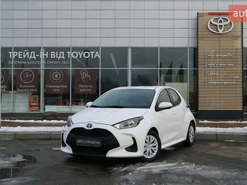 Авто Toyota Yaris 2021 № 8520401