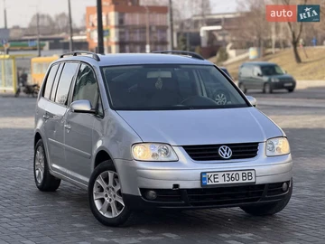 Авто Volkswagen Touran 2003 № 8521233