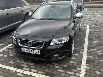 Авто Volvo V50 2012 № 8521437