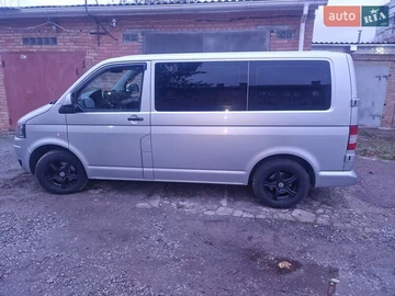 Авто Volkswagen Transporter 2011 № 8521511