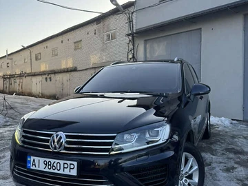 Авто Volkswagen Touareg 2014 № 8521587