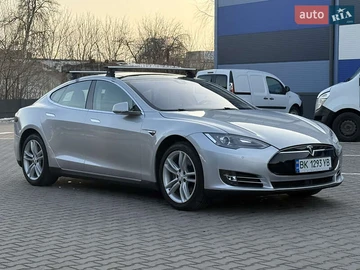Авто Tesla Model S 2014 № 8522243