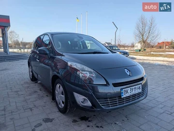 Авто Renault Scenic 2010 № 8522495