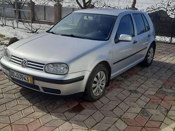 Авто Volkswagen Golf 2001 № 8522910