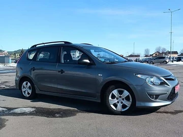 Авто Hyundai I30 2012 № 8522928