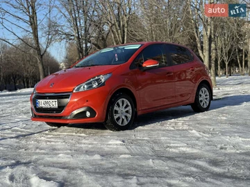 Авто Peugeot 208 2016 № 8523076