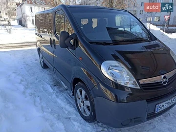 Авто Opel Vivaro 2011 № 8523107