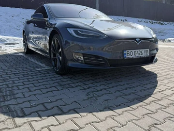 Авто Tesla Model S 2019 № 8523286