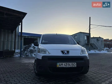 Авто Peugeot Partner 2009 № 8524105