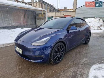 Авто Tesla Model Y 2023 № 8524613