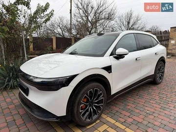 Авто  7X 2025 № 8524671