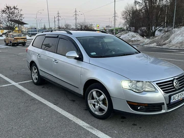 Авто Volkswagen Passat 2005 № 8524727