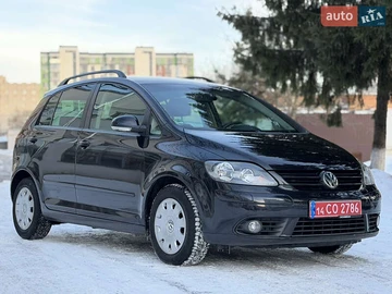 Авто Volkswagen Golf Plus 2008 № 8525163