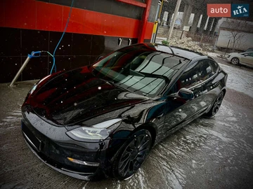Авто Tesla Model 3 2021 № 8525420