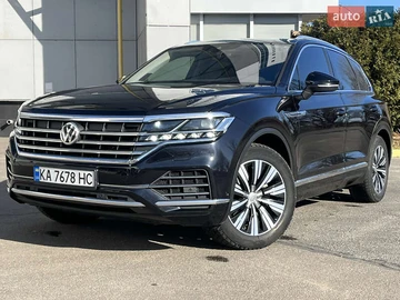Авто Volkswagen Touareg 2019 № 8525477