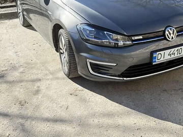Авто Volkswagen E-Golf 2018 № 8525591