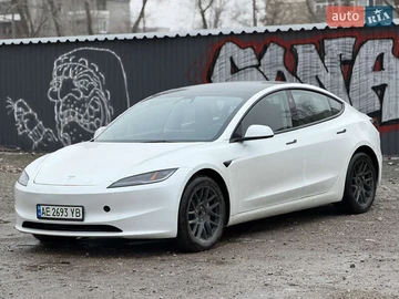Авто Tesla Model 3 2024 № 8525669