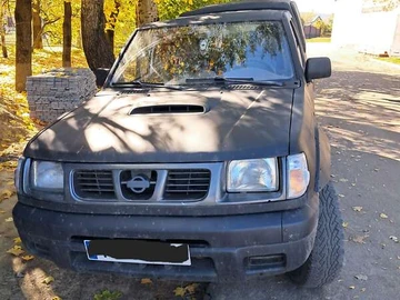 Авто Nissan Navara 2000 № 8525704