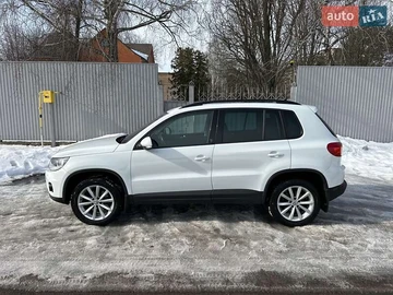 Авто Volkswagen Tiguan 2017 № 8526220