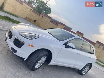 Авто Porsche Cayenne 2017 № 8526570