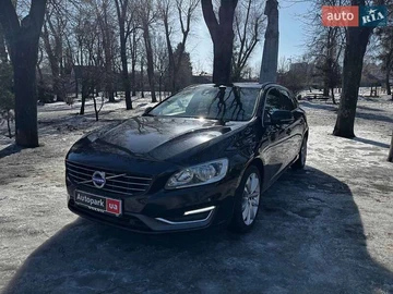 Авто Volvo V60 2014 № 8526985