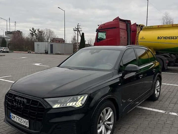 Авто Audi Q7 2021 № 8527246