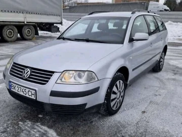 Авто Volkswagen Passat 2002 № 8527292