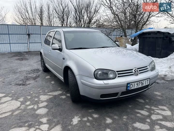 Авто Volkswagen Golf 2000 № 8527295