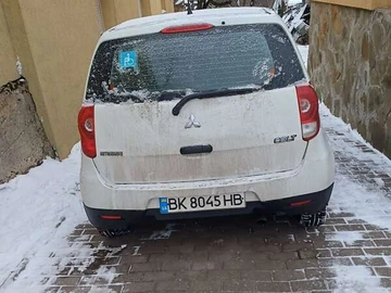 Авто Mitsubishi Colt 2009 № 8527316