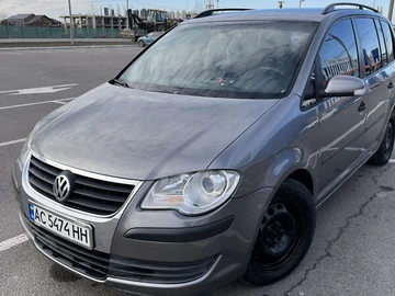 Авто Volkswagen Touran 2007 № 8527560