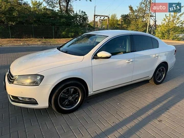 Авто Volkswagen Passat 2011 № 8527590
