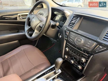 Авто Nissan Pathfinder 2018 № 8527785