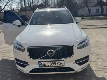 Авто Volvo Xc90 2019 № 8528025