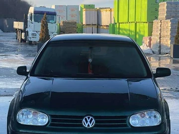 Авто Volkswagen Golf 1999 № 8528087